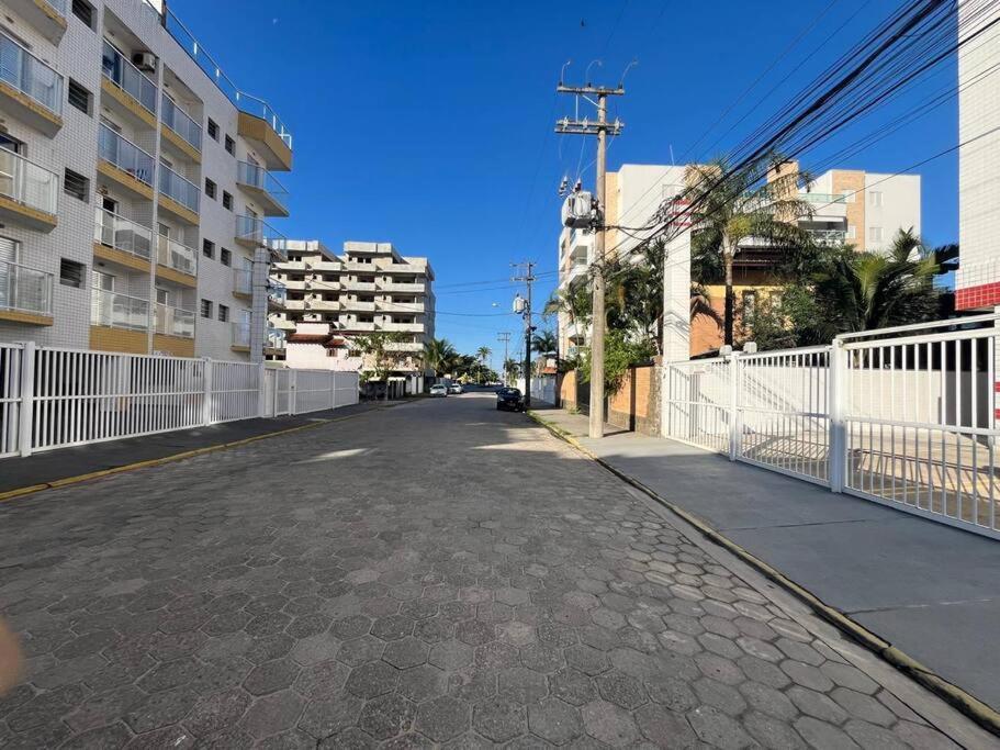 Apartamento Em Ubatuba! A 100M Da Praia! Exterior photo